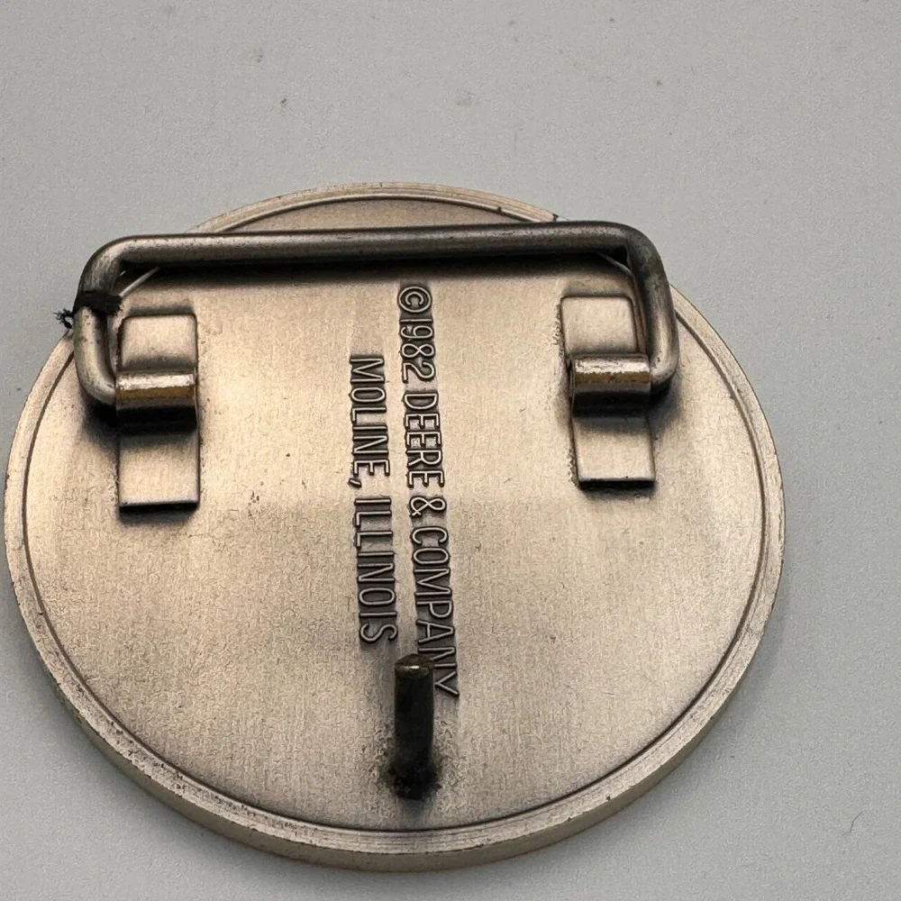 Vintage 1982 John Deere MACO Bronze .999 Silver Plate Tractor Belt Buckle Round